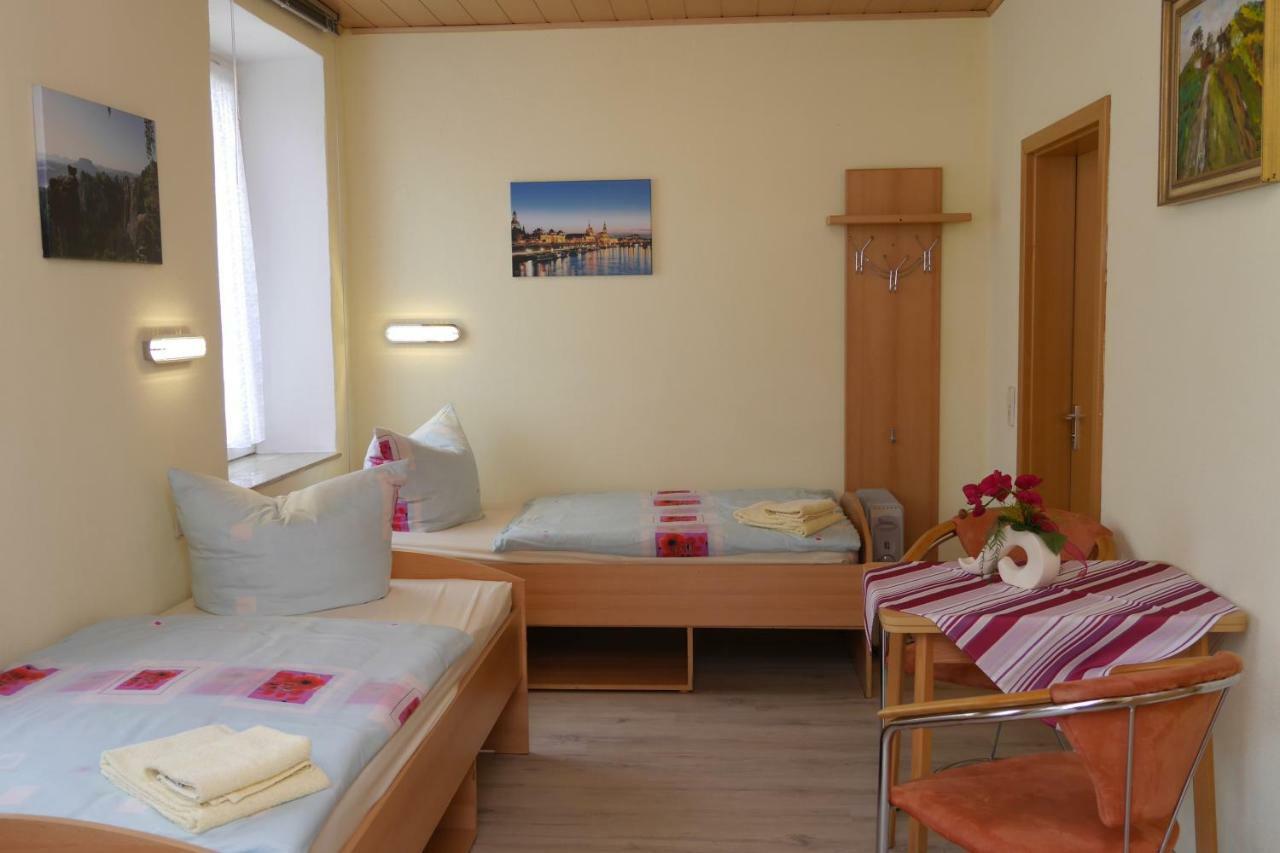 Ferienhaus "Zur Alten Schule" Mittelndorf Екстер'єр фото